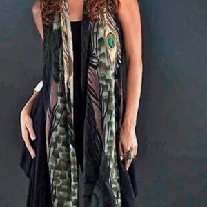 Adore Peacock Feather Print Sleeveless Cardigan